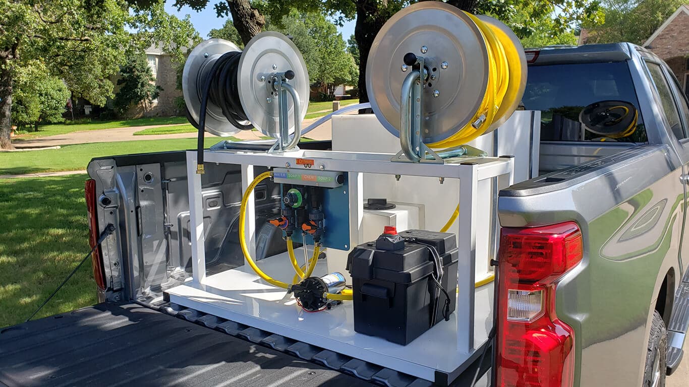 Soft Wash Truck Mount — DETRAILERS soft wash system (photo 11)