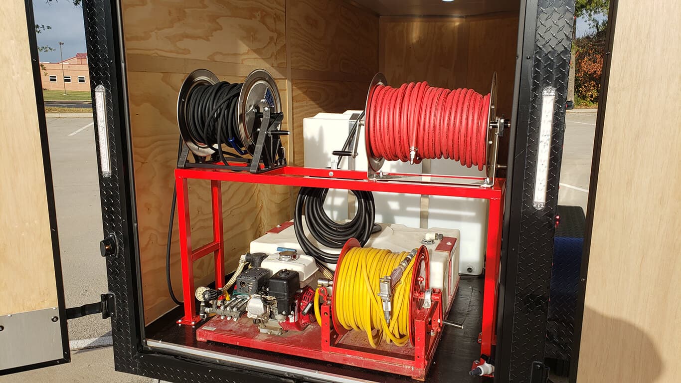 Soft Wash Trailer Mount — DETRAILERS soft wash system (photo 18)